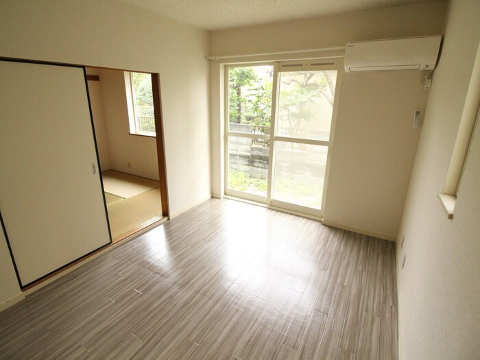 ウイング・テンＢ棟の物件内観写真