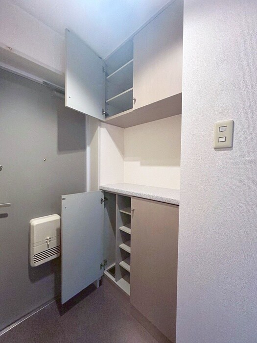 ロイヤルコーポ椿森の物件内観写真