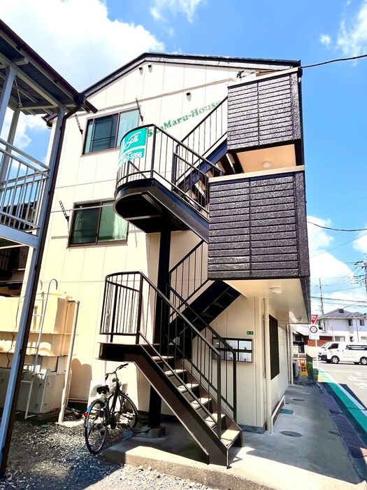 サンマルハウスの物件外観写真