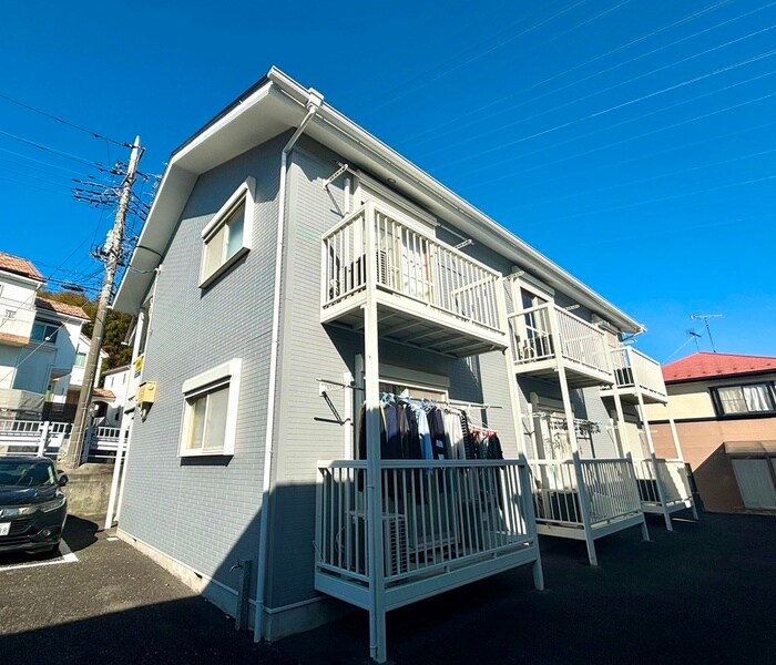 サニーホームズの物件外観写真