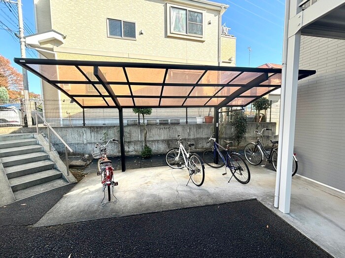 サニーホームズの物件外観写真