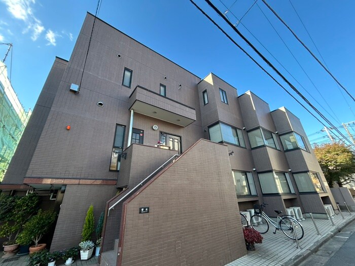 メゾンベルボアの物件外観写真