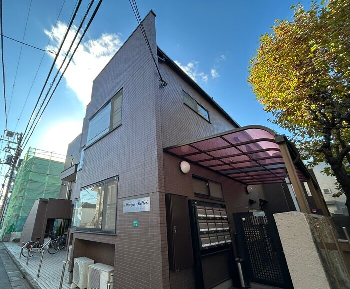 メゾンベルボアの物件外観写真