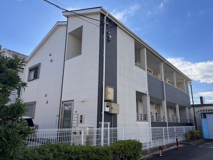 Feliz越谷の物件外観写真