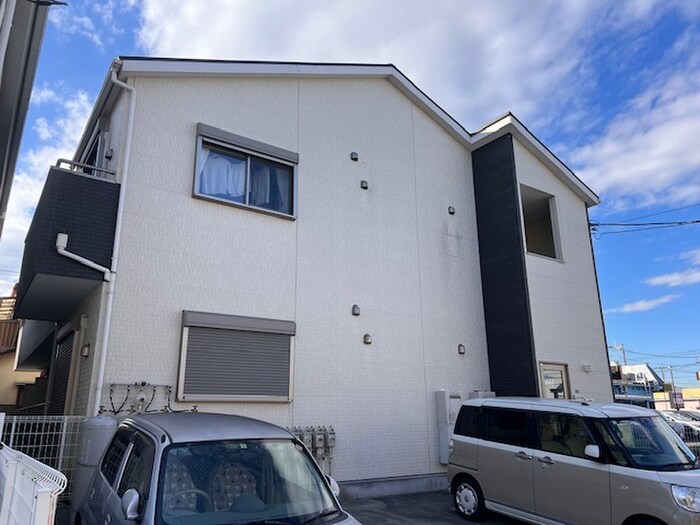 Feliz越谷の物件外観写真