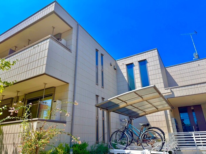 Ｇａｚｏｎ　Ｖｅｒｔの物件外観写真