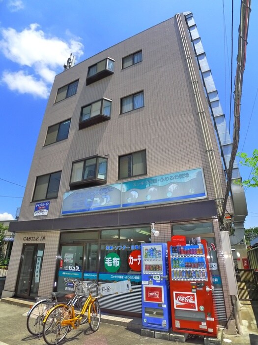 キャッスル　インの物件外観写真