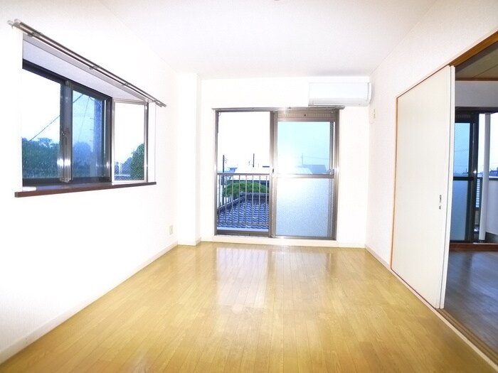 キャッスル　インの物件内観写真