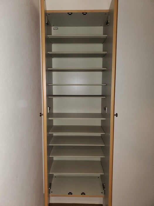 プラム・ガ－デンの物件内観写真