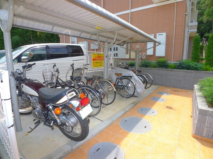 プラシ－ド　エムの物件外観写真