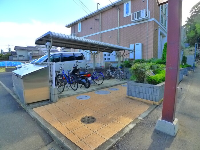 プラシ－ド　エムの物件外観写真