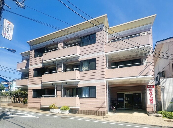 メゾンドラフィネ宮下の物件外観写真