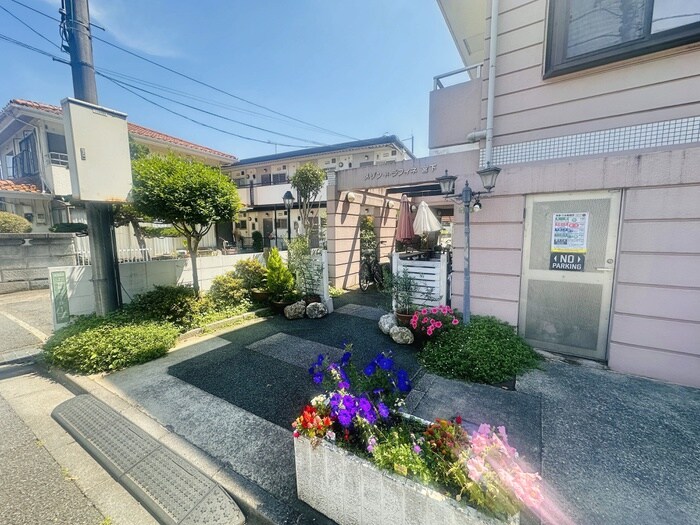 メゾンドラフィネ宮下の物件外観写真