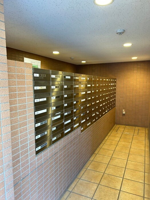 ルネ・アクシアム（805）の物件外観写真