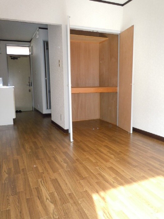 ファミ－ル三田の物件内観写真