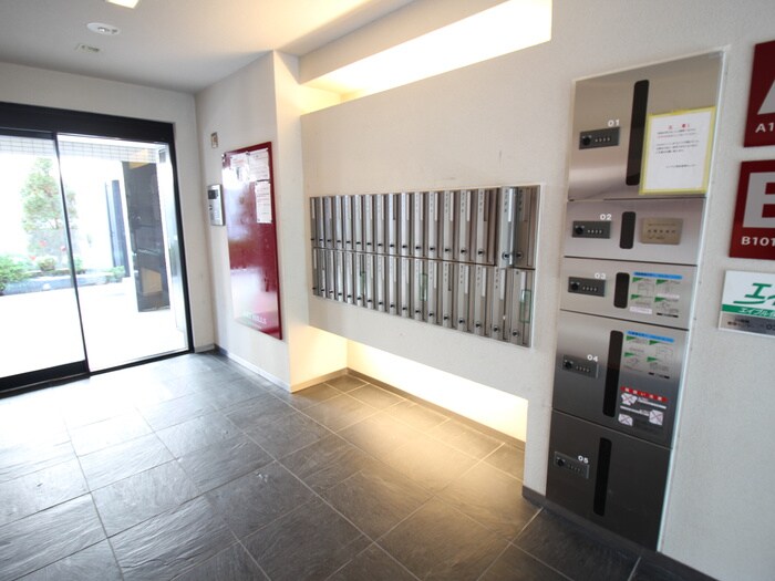 アートヒルズ横浜Ｂ棟の物件外観写真