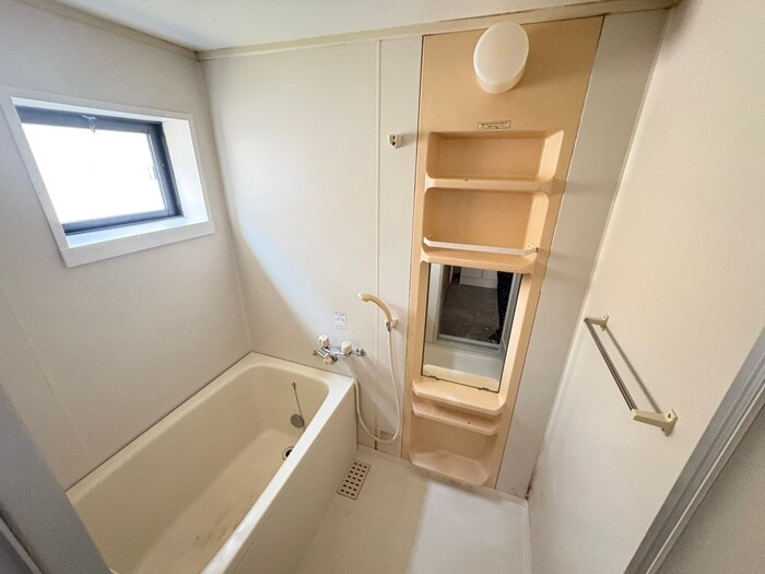 カ－サよしはなⅡの物件内観写真