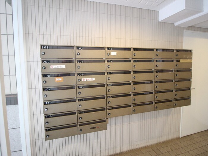 ﾗｲｵﾝｽﾞﾏﾝｼｮﾝ府中桜通り(301)の物件外観写真