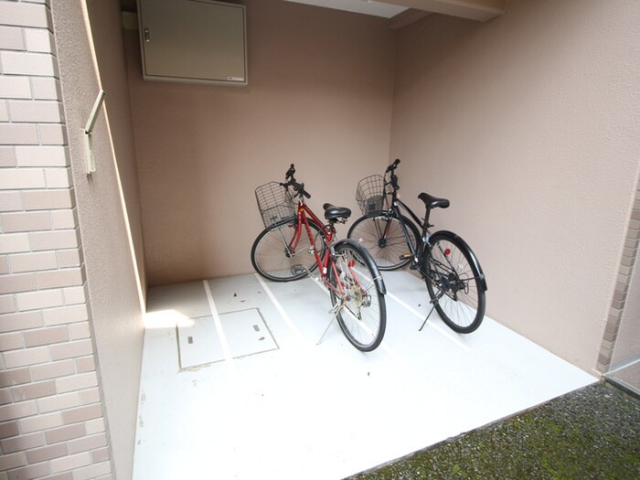 ﾗｲｵﾝｽﾞﾏﾝｼｮﾝ府中桜通り(301)の物件外観写真