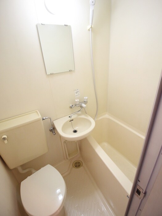 ﾗｲｵﾝｽﾞﾏﾝｼｮﾝ府中桜通り(301)の物件内観写真