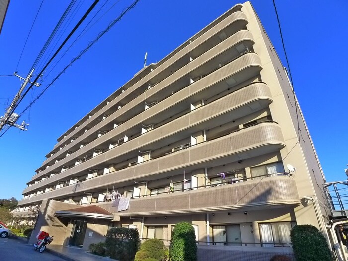 クレセントコートおおたかの森の物件外観写真