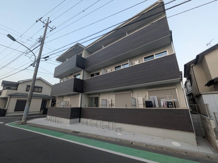 ソルブラン松戸の物件外観写真