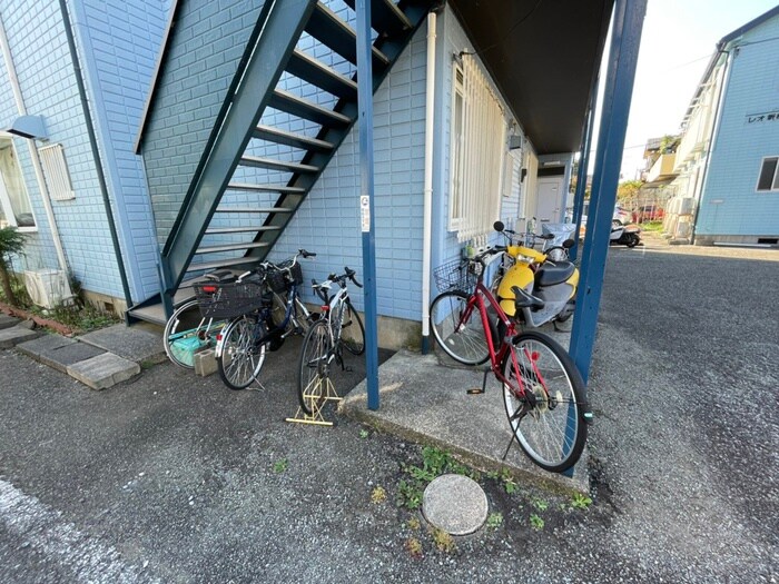 レオ新横浜  Ｂの物件外観写真