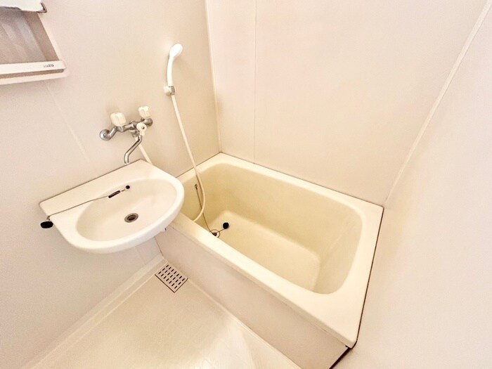 レオ新横浜  Ｂの物件内観写真