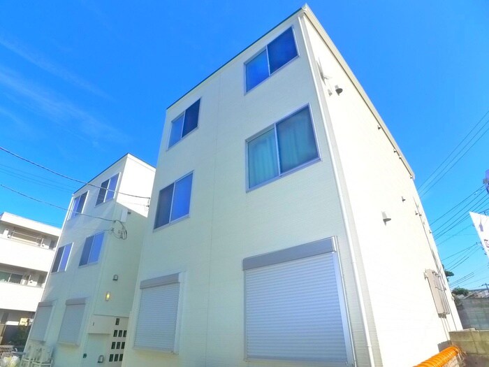 コスモアイズ１の物件外観写真