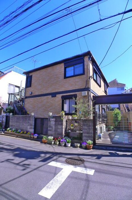 ロ－ゼンハイムの物件外観写真