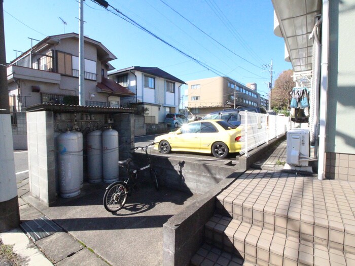 パ－クハイツの物件外観写真