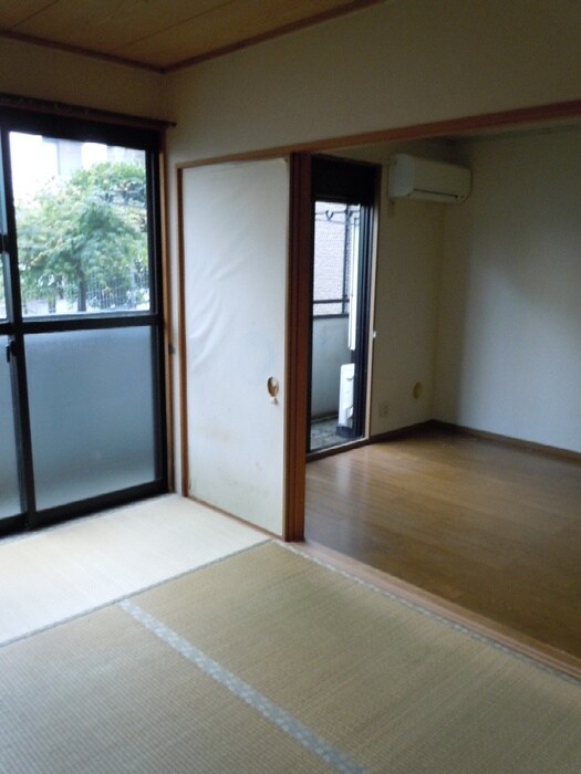 ヒルサイドタウンＢの物件内観写真