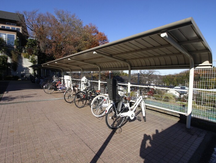 ヒルサイドタウンＢの物件外観写真