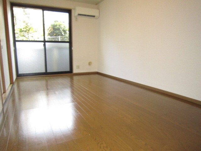 ヒルサイドタウンＢの物件内観写真