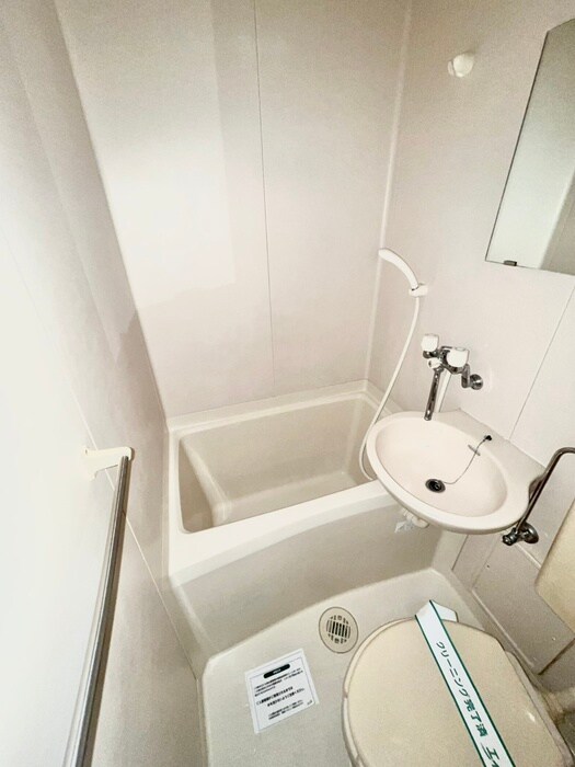 カーサ・メルカート（1F～2F）の物件内観写真