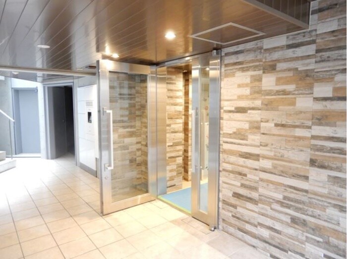 Fika代々木上原の物件外観写真