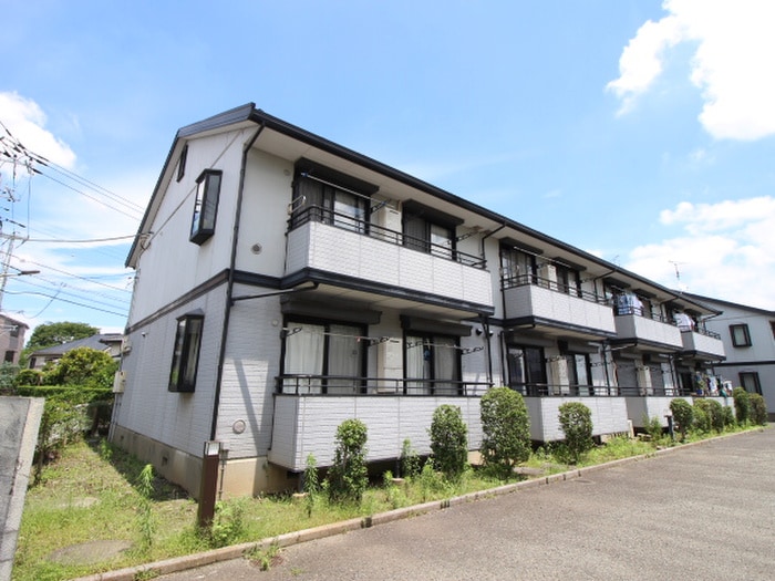 ストークヴィラAの物件外観写真