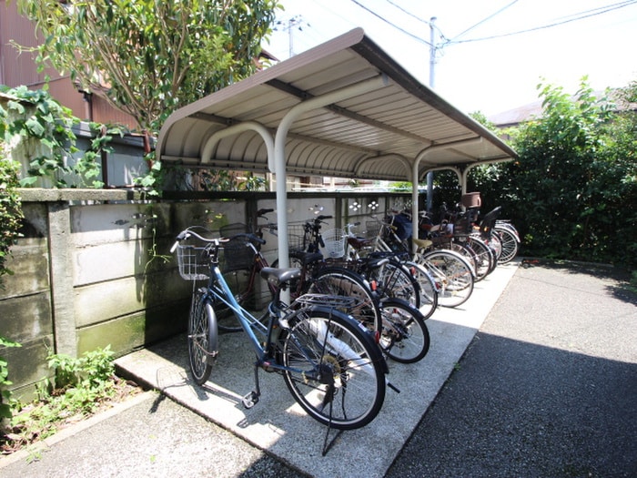 ストークヴィラAの物件外観写真