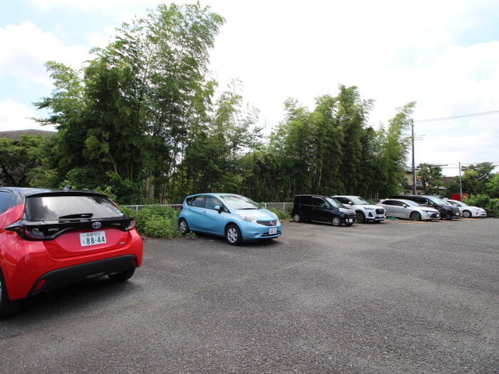 ストークヴィラAの物件外観写真