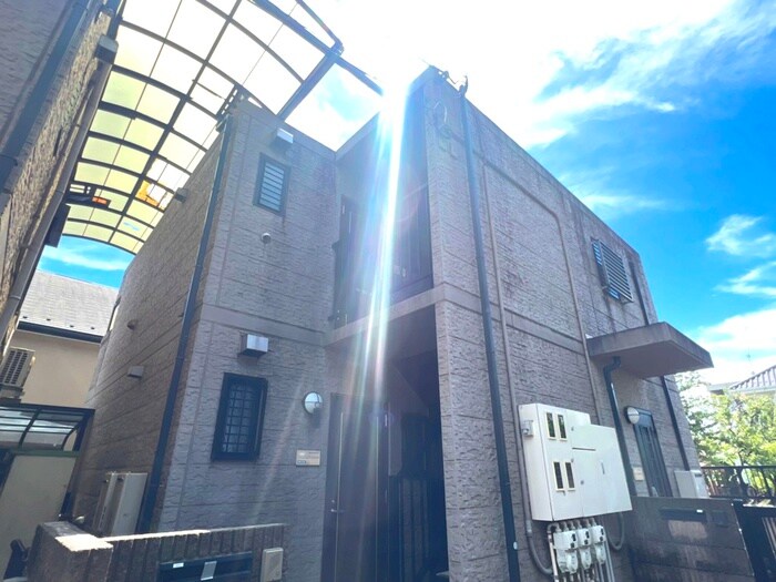 サンパルコートの物件外観写真