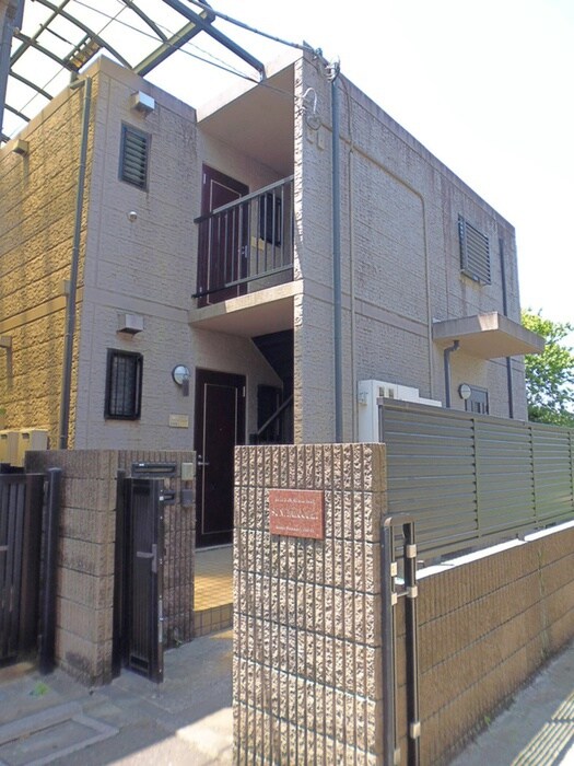 サンパルコートの物件外観写真