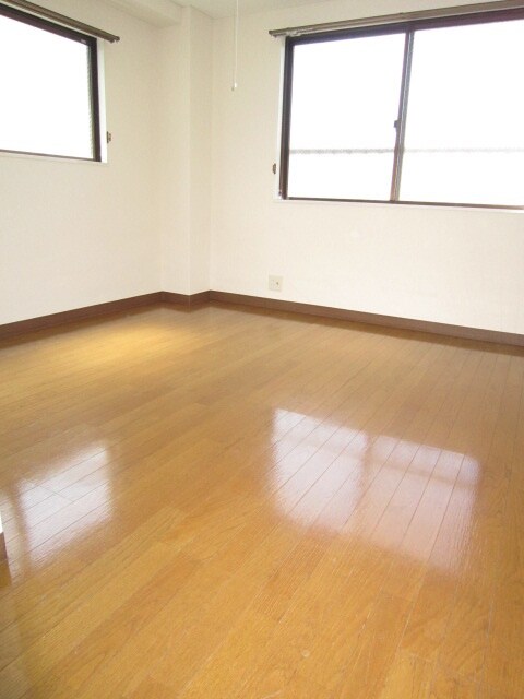 エ－デルハイムの物件内観写真