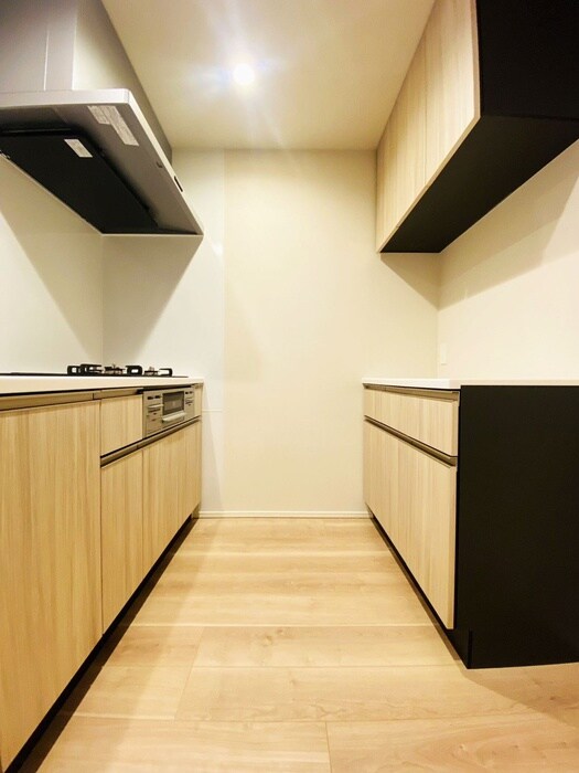 シーズンフラッツ菊川WESTの物件内観写真