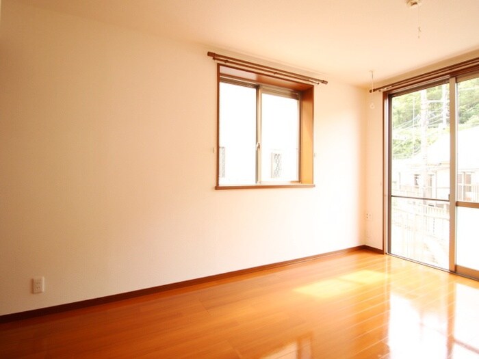 プラナスアヅマの物件内観写真