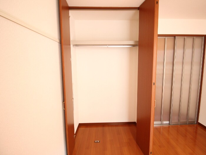 プラナスアヅマの物件内観写真