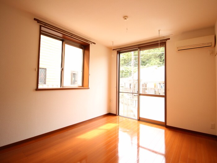 プラナスアヅマの物件内観写真