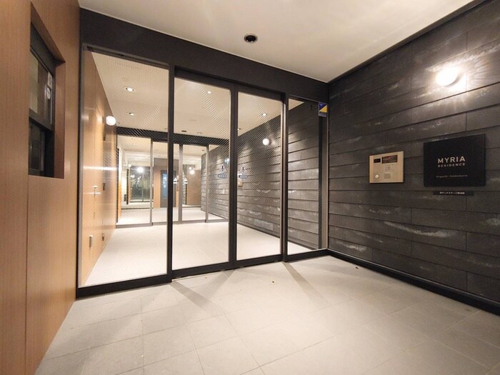 ミリアレジデンス東池袋の物件外観写真