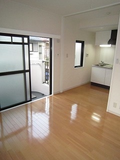 サンリプルの物件内観写真