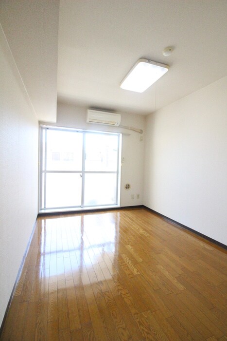 メイプルヒルの物件内観写真