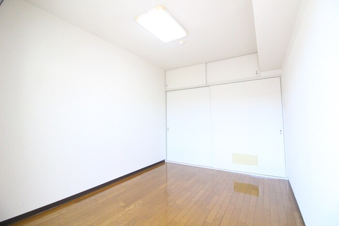 メイプルヒルの物件内観写真